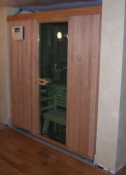 Special bio- sauna Variant set-up in a niche in a private home