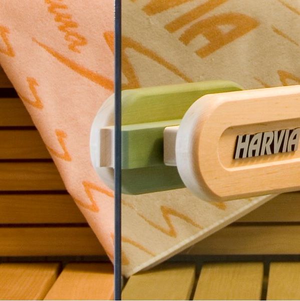 Realizzazione bio-sauna su misura con collocazione a nicchia della tipologia Variant presso abitazione privata