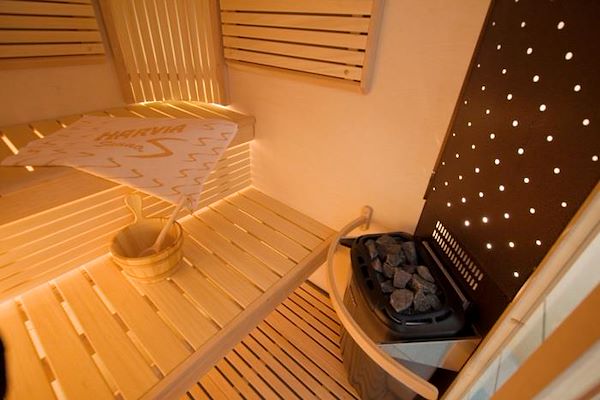 Installazione sauna Elegant in centro estetico