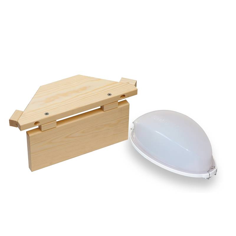Lampada sauna e schermatura angolare sottopanca