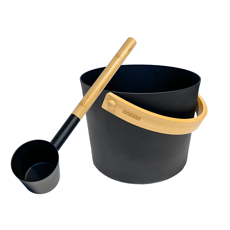 Secchio e mestolo in alluminio e legno nero