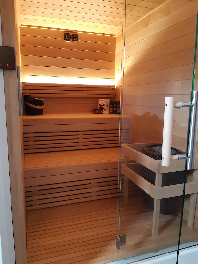 Mini sauna su misura per camera da letto a Falcade