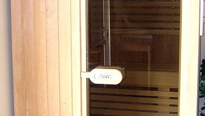Installazione di una piccola sauna mod. Variant in un centro estetico, Realizzazioni: le nostre migliori success stories di installazione saune ed accessori, Rovigo