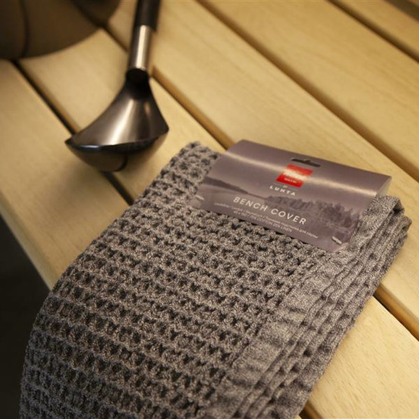 Clothing and textiles in sauna